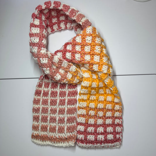 Reversible Grid Scarf Pink