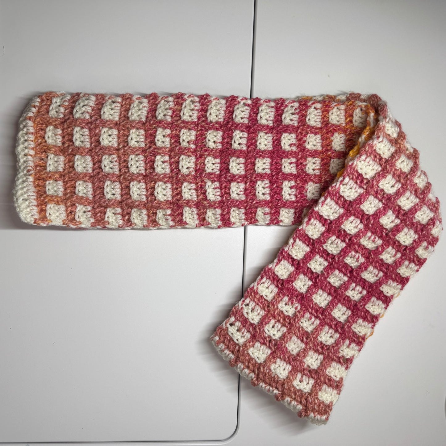 Reversible Grid Scarf Pink