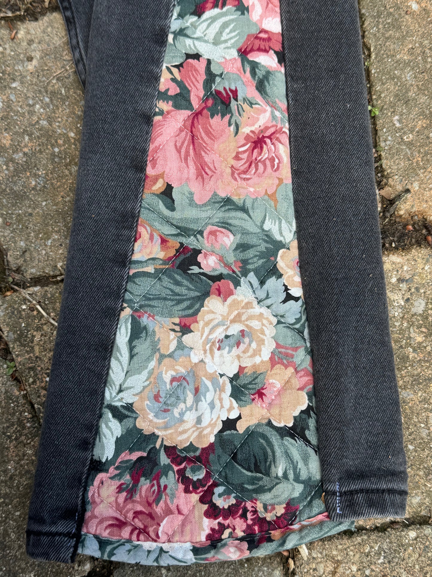 Black Jeans x Quilt