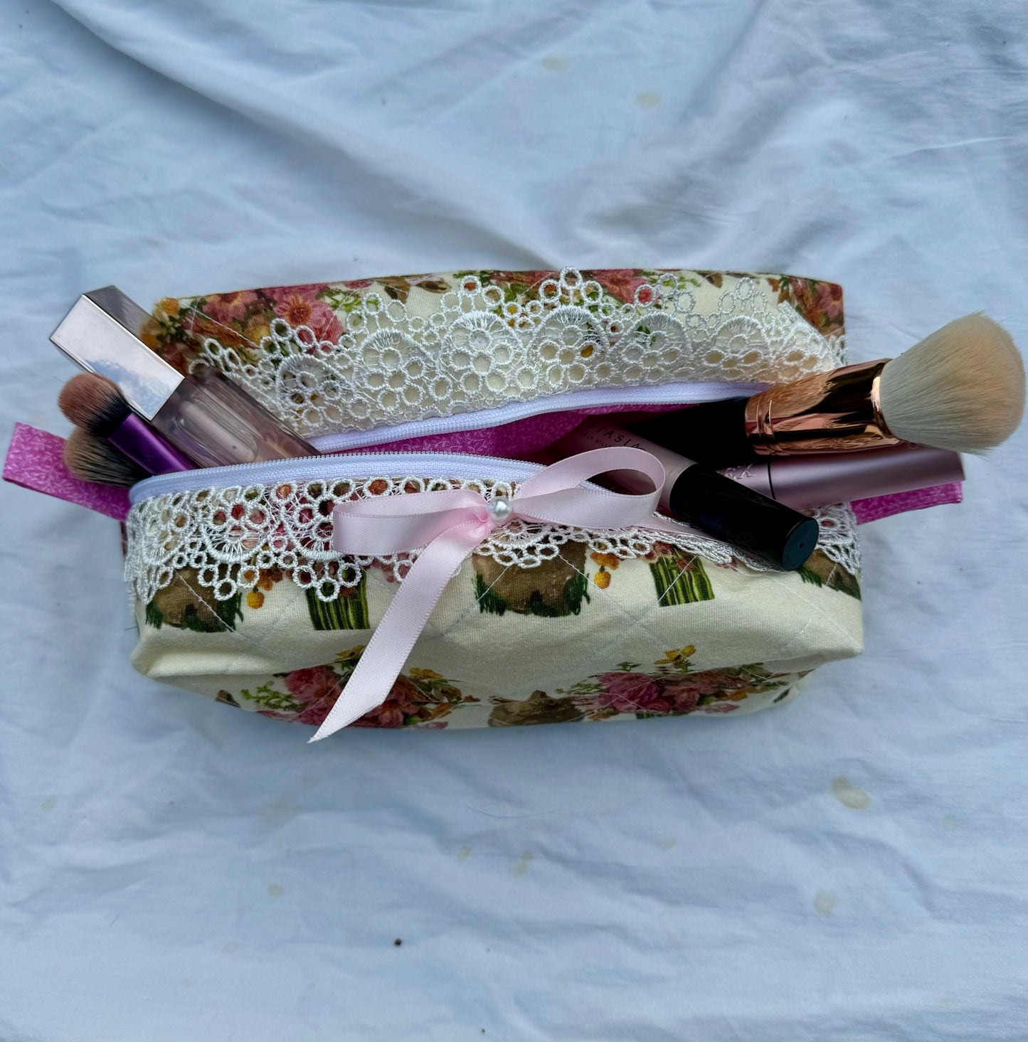 Makeup bag