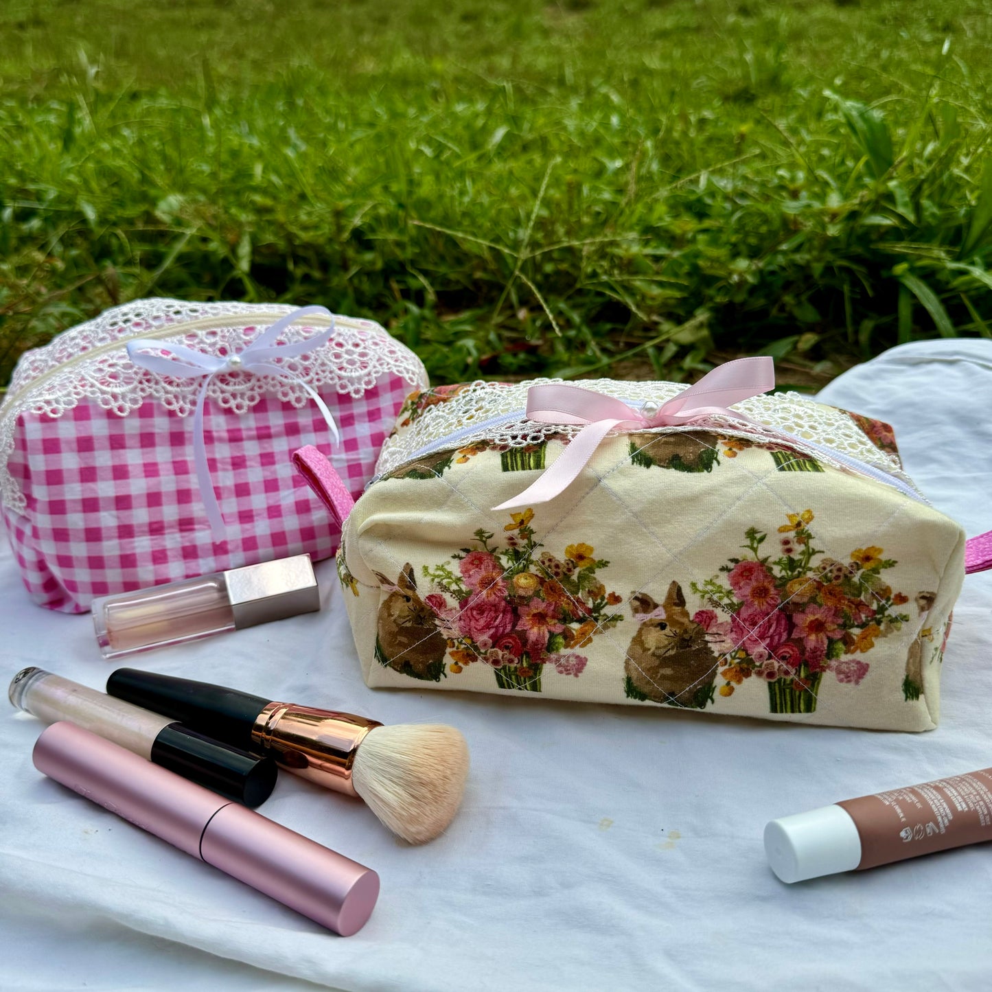 Makeup bag